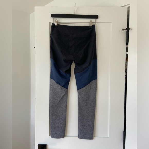 Outdoor Voices Spring 7/8 Leggings - Picture 3 of 4